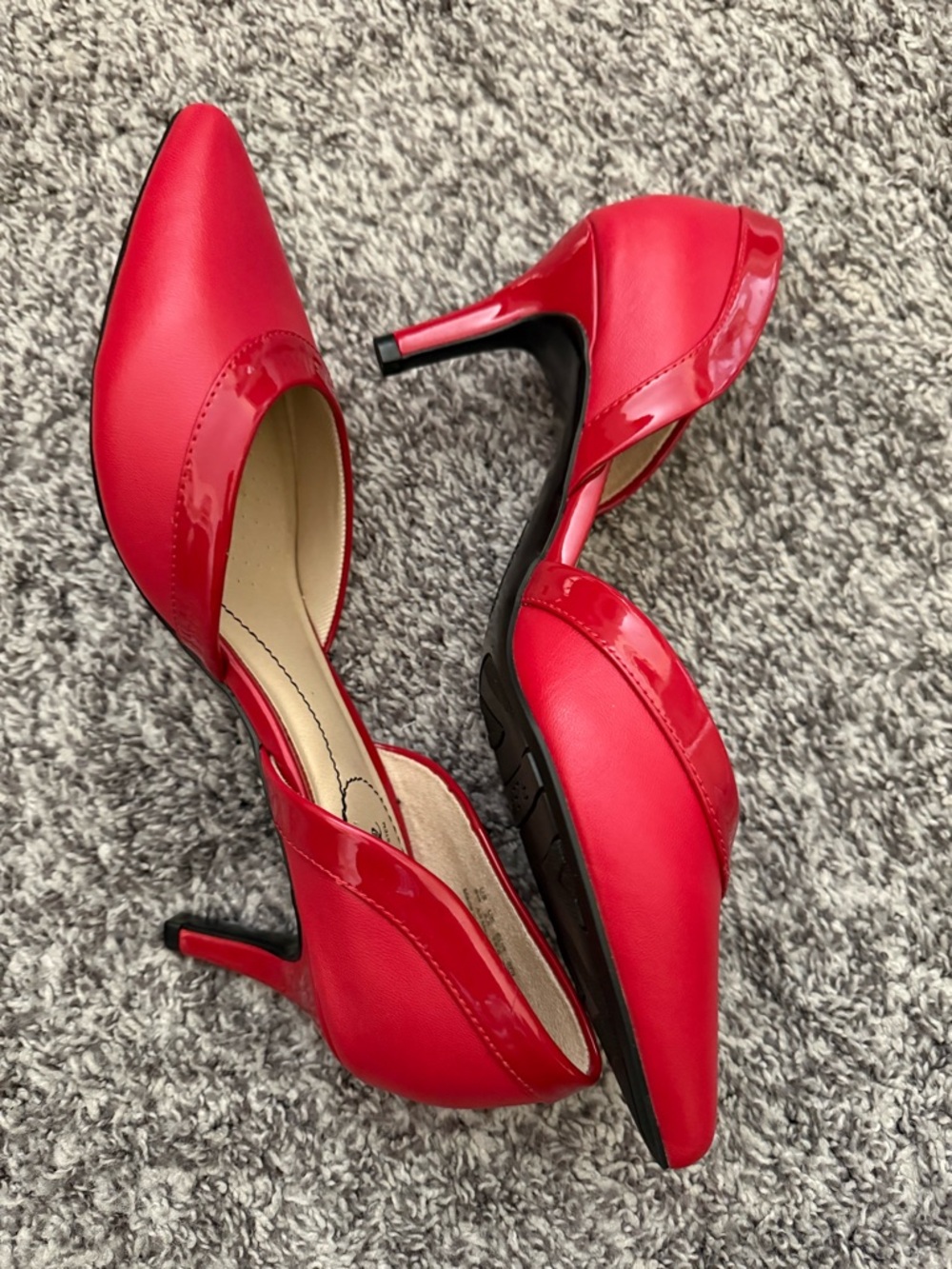 Life Stride Red Pointed D'Orsay Heels - Picture 4 of 5